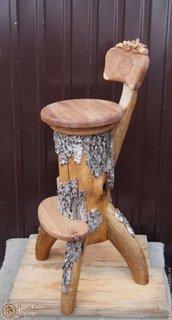 Scaun rustic din trunchi de copac